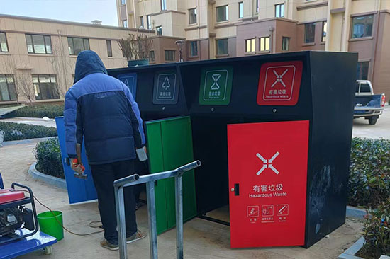 濰坊華都小區安裝四分類垃圾桶罩